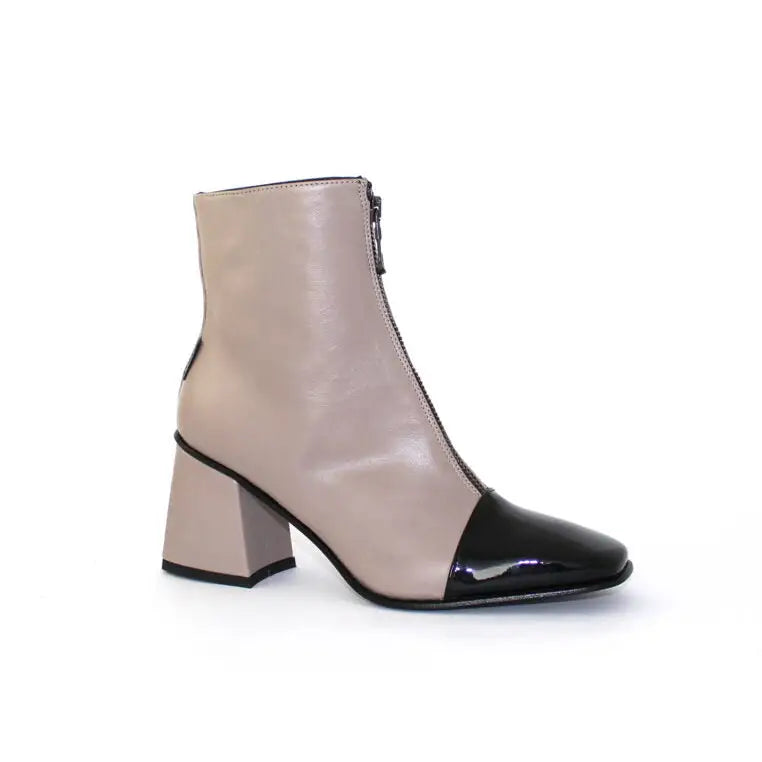 Sophia - Taupe/Black Short Boots MARCO MOREO